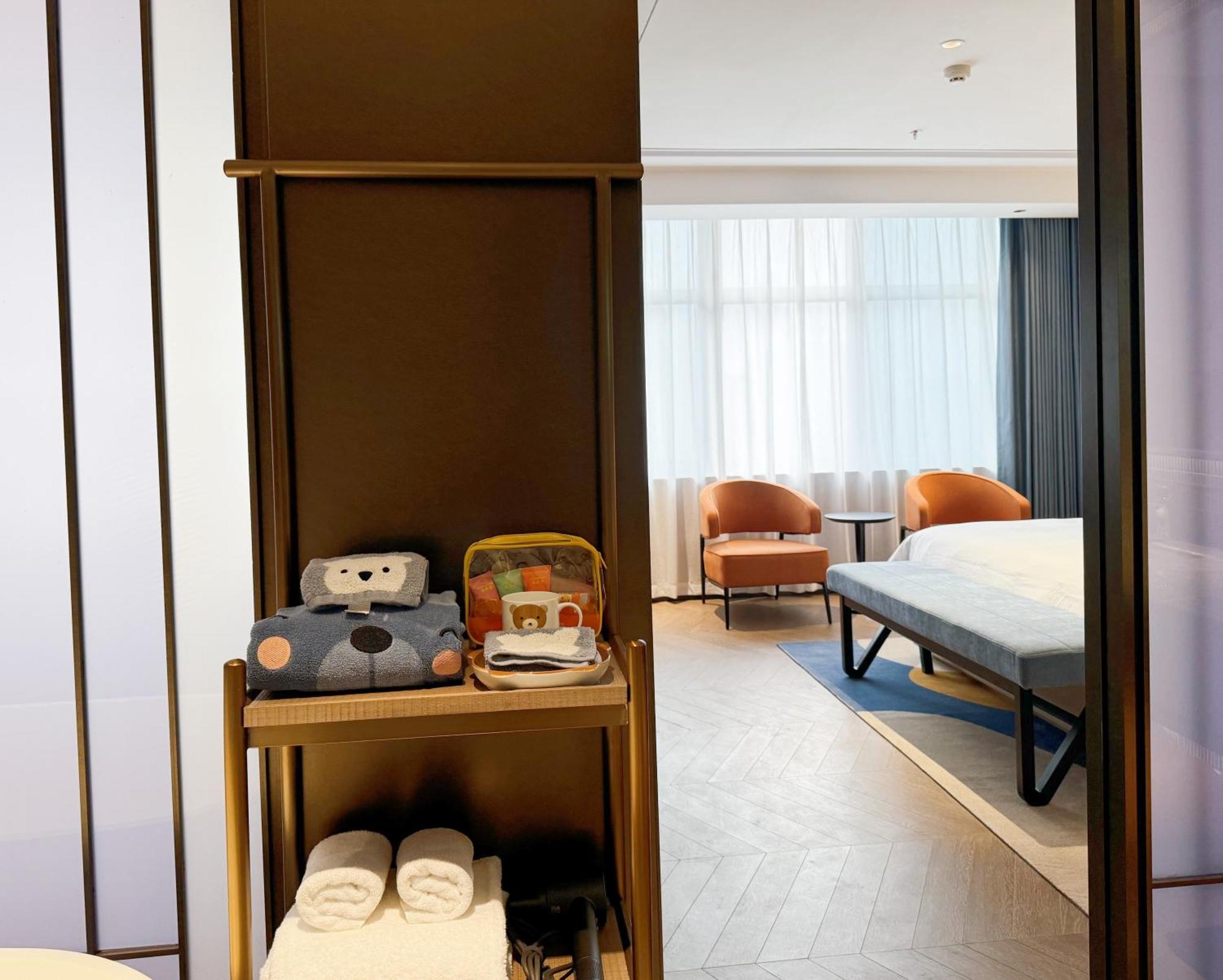 Guangzhou Baiyun Hotel Exteriér fotografie A room at the hotel